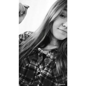 Meet your Posher, Holly